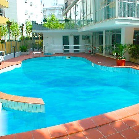 Hotel Mario Чезенатіко Екстер'єр фото